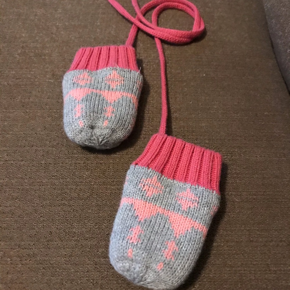 Hanna Anderson infant mittens